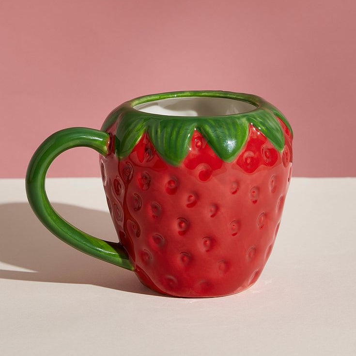 caneca morango em cerâmica 