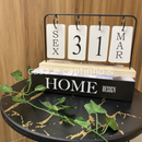 Calendário de Mesa Decorativo com Plaquinhas Preto Rose Dourado Permanente Escritório