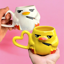 Caneca 3D Psicopato 300ml em Cerâmica Presente Criativo Colecionável Enfeite Amarelo e Branco