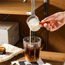 Mini Copo Medidor com Bico Duplo – Café, Leite e Chá | Praticidade e Elegância