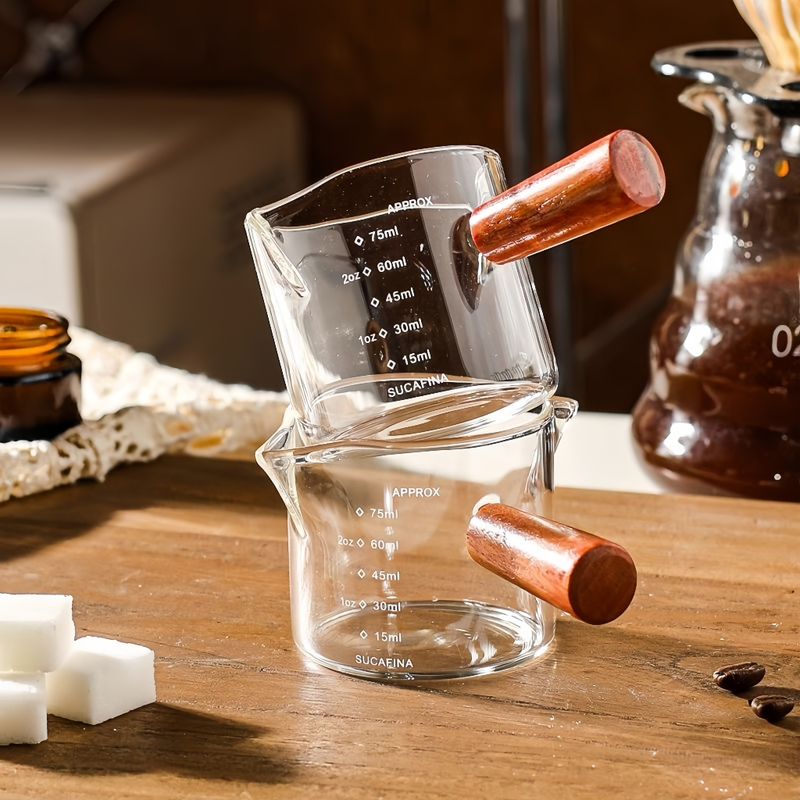 Mini Copo Medidor com Bico Duplo – Café, Leite e Chá | Praticidade e Elegância