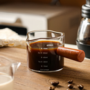 Mini Copo Medidor com Bico Duplo – Café, Leite e Chá | Praticidade e Elegância
