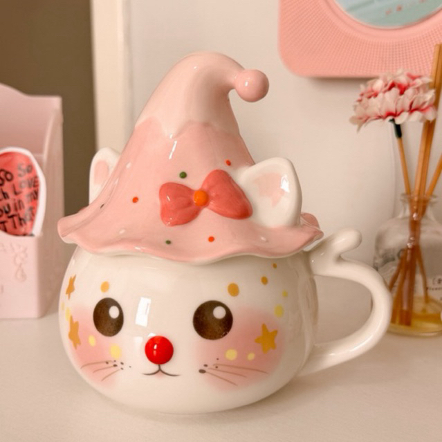 Caneca Gatinha Rosa – 450ml com Tampa de Cerâmica