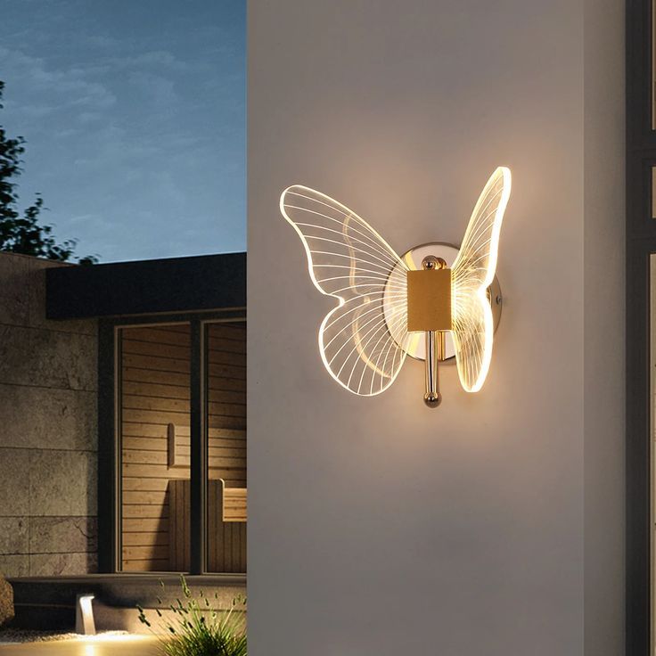 Luminária de Parede Borboleta LED Nordic – Iluminação Decorativa Moderna e Sofisticada